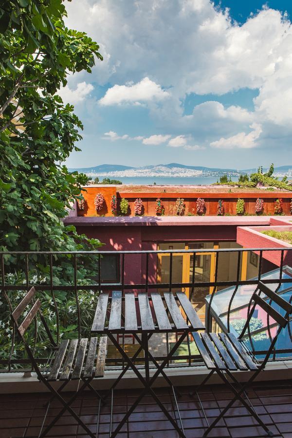L'Isola Guesthouse (Adults Only) Heybeliada Exterior foto