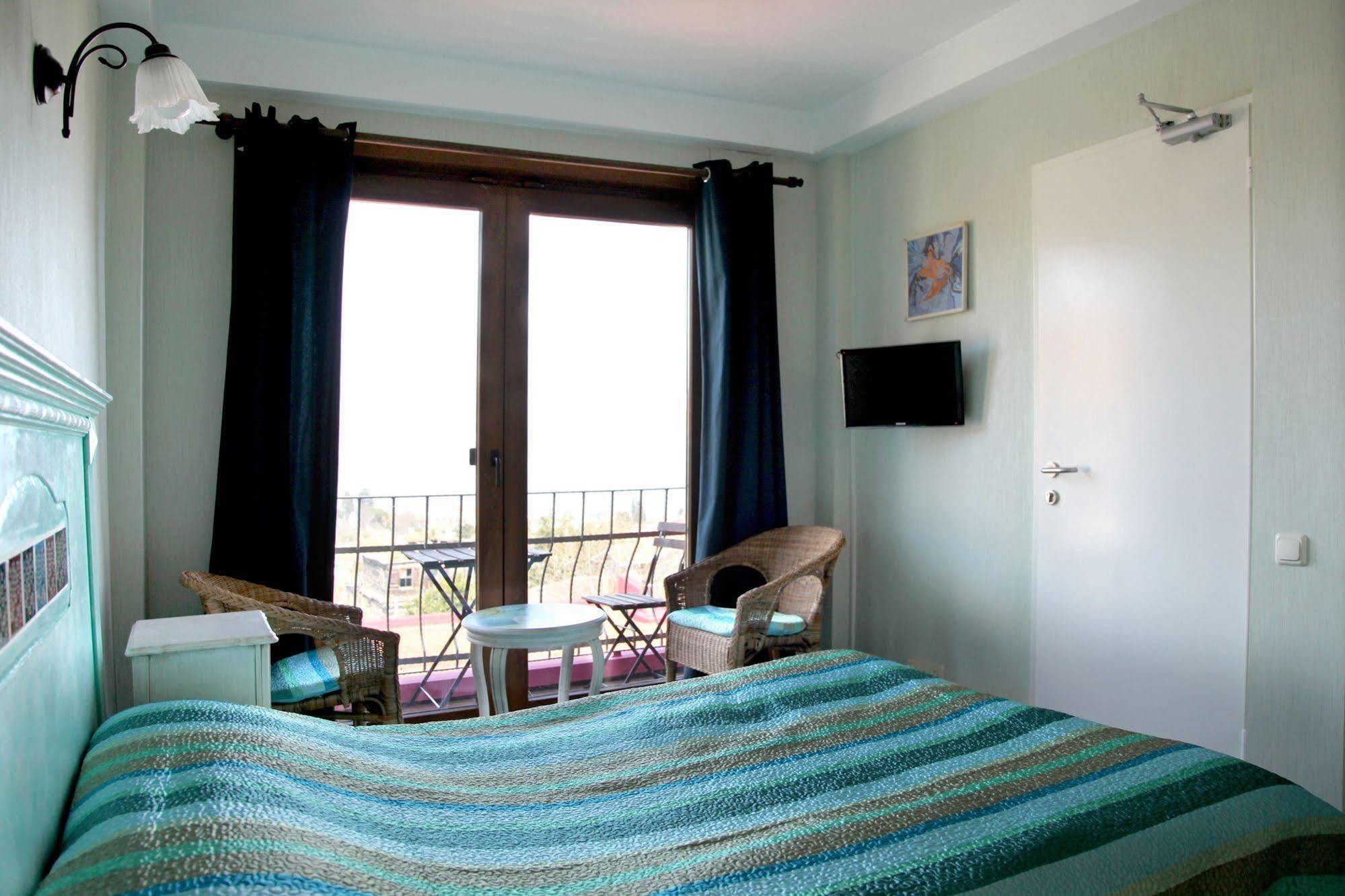 L'Isola Guesthouse (Adults Only) Heybeliada Exterior foto