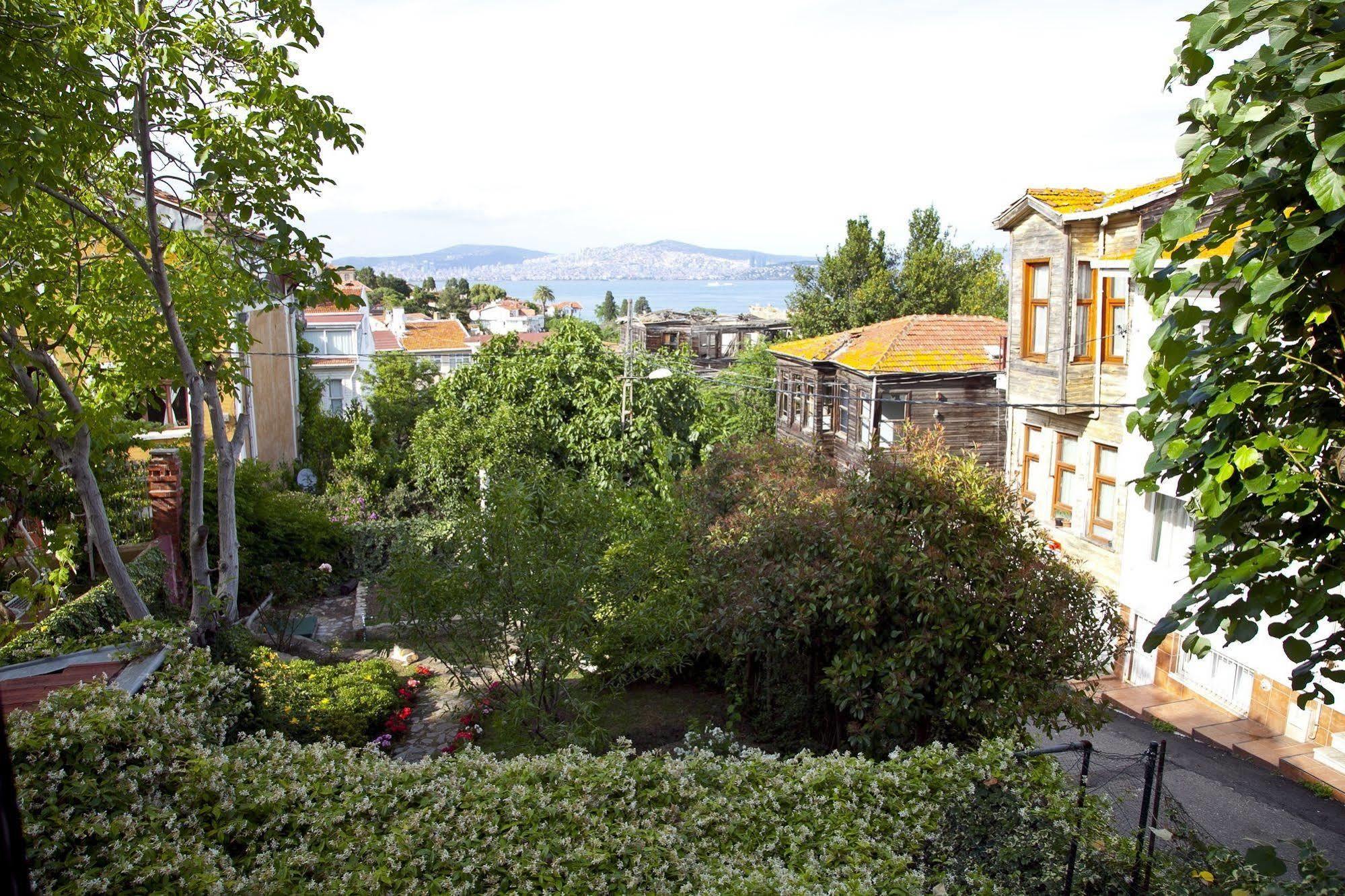 L'Isola Guesthouse (Adults Only) Heybeliada Exterior foto
